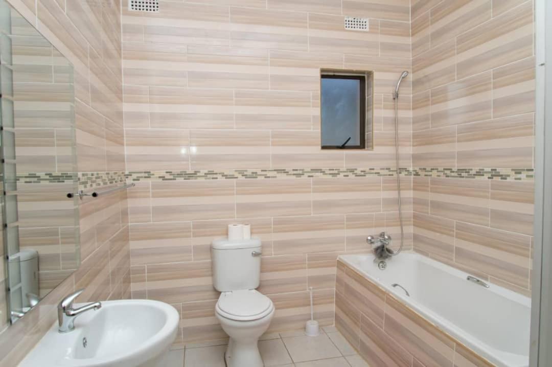 848 Guest House Виктория Фолс Стая снимка